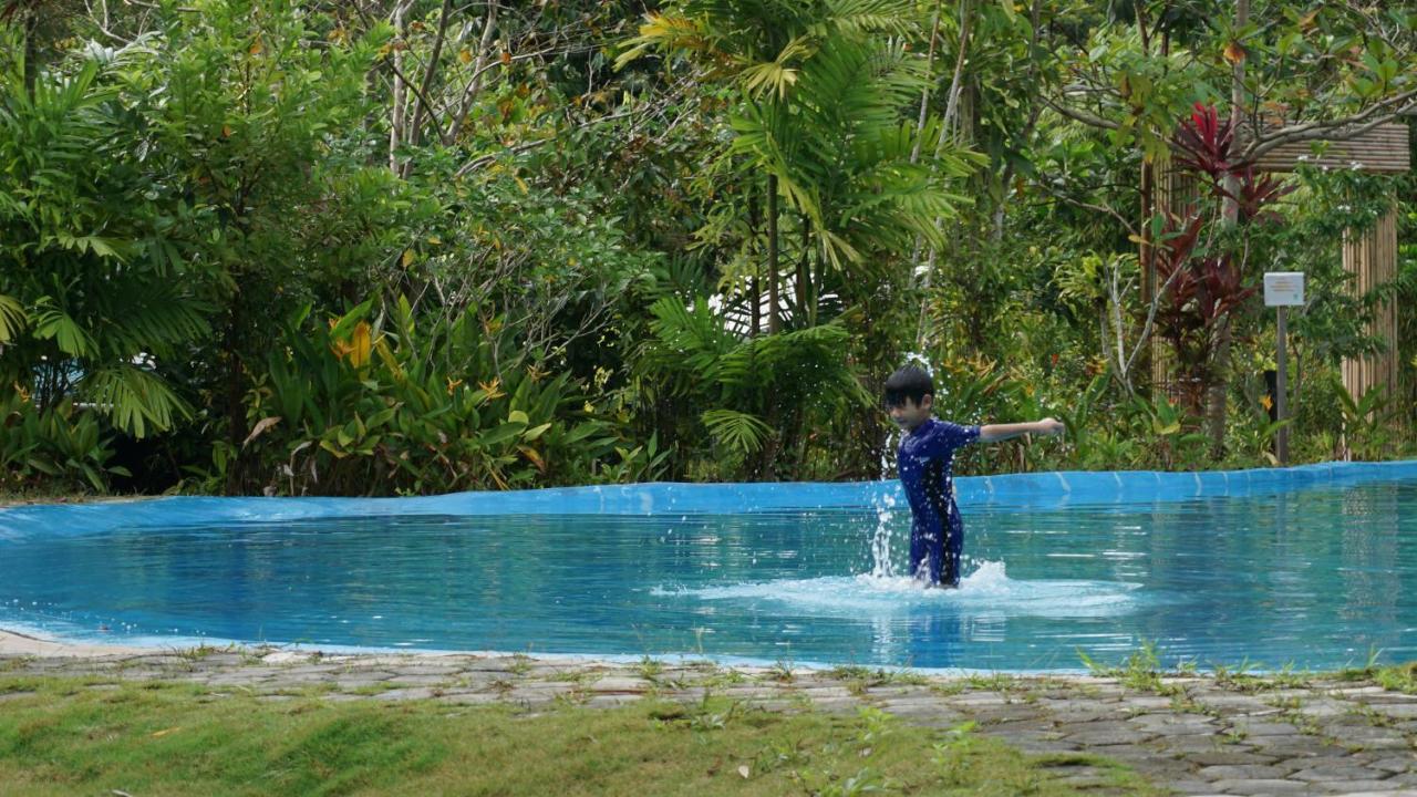 "D'Bamboo Kamp" Desa Wisata Ekang Lagoi Eksteriør bilde